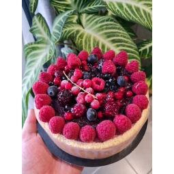 GATEAU "CHARLOTTE FRUITS ROUGE" (6/8 pers)