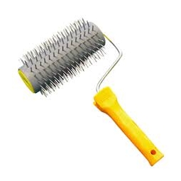 ROULEAU A POINTES METALLIQUES (larg. 200 mm)